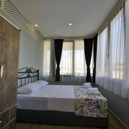 Thales Butik Holiday home *