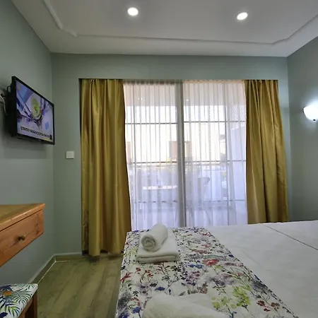 Holiday home Thales Butik *
